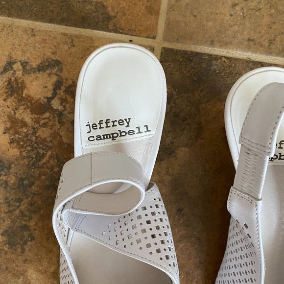 Jeffrey Campbell "Bianca" White Slingback Sculptural Heel Sz 9.5 - Picture 4 of 6